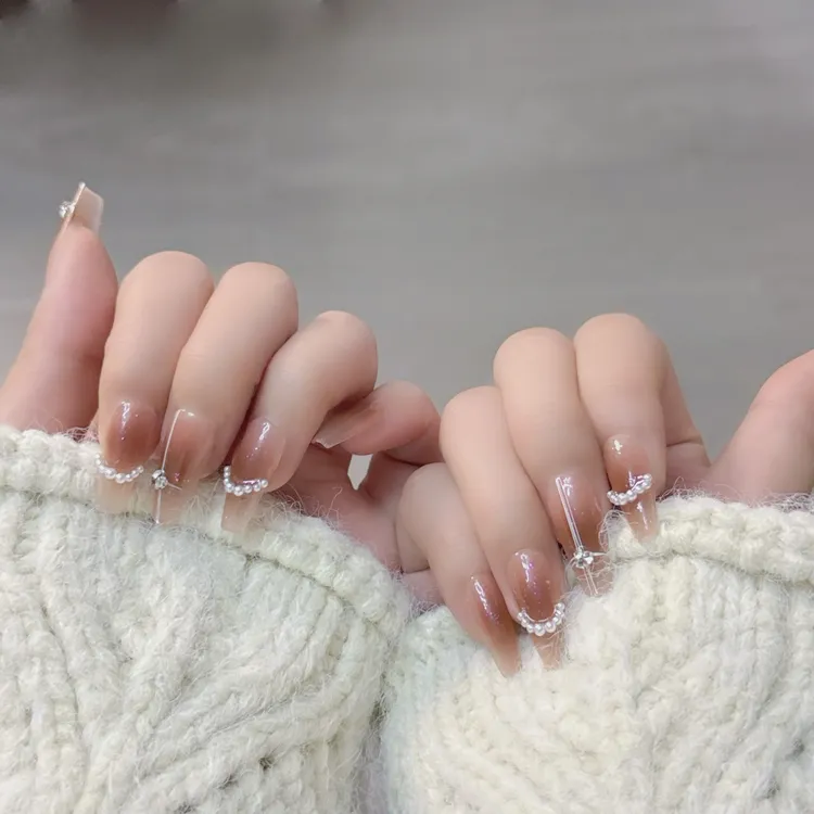 【全疆包邮075】高级纯欲纯手工穿戴甲ins风穿戴式可爱冰透气质美甲