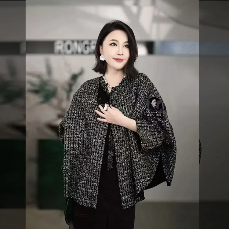 溶溶【香阀千金】RONGRONG 绵羊毛小香风花呢小斗篷外套MZ-25QLW035