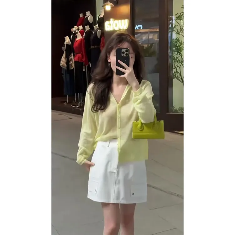 韩系v领性感针织防晒开衫女夏季薄款上衣白色高腰百搭短裙两件套