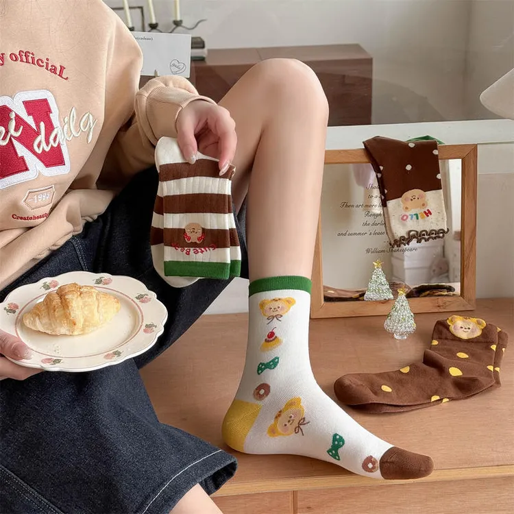 复古棕白配色袜子女棉袜 可爱卡通波点条纹女袜 秋冬百搭ins潮袜