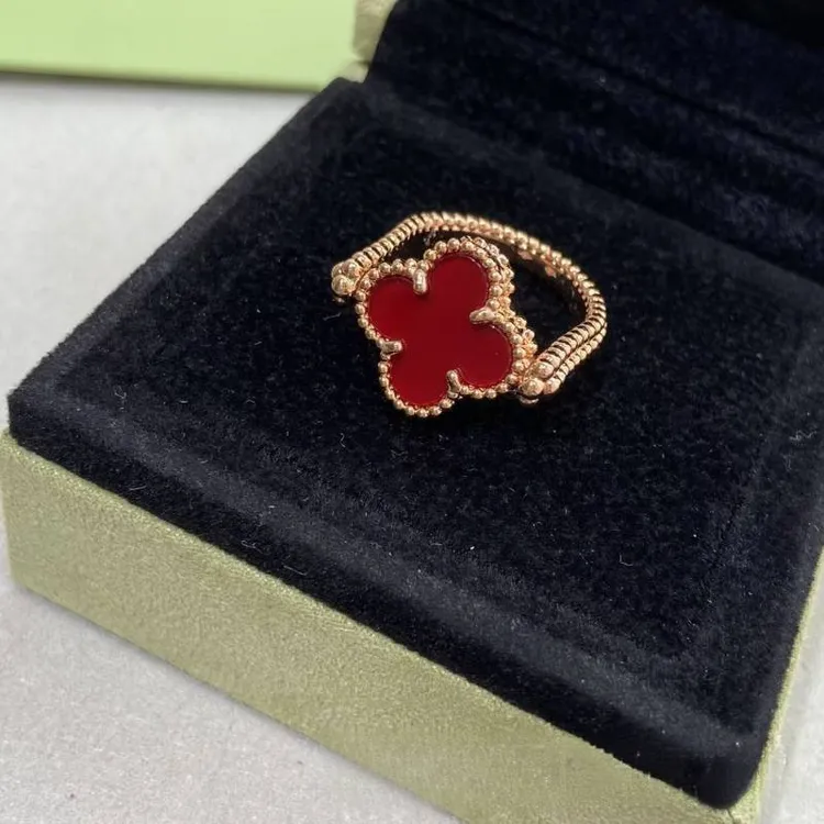 合金戒指 高版本梵家新款四叶草戒指翻转双面花可旋转镭射轻奢