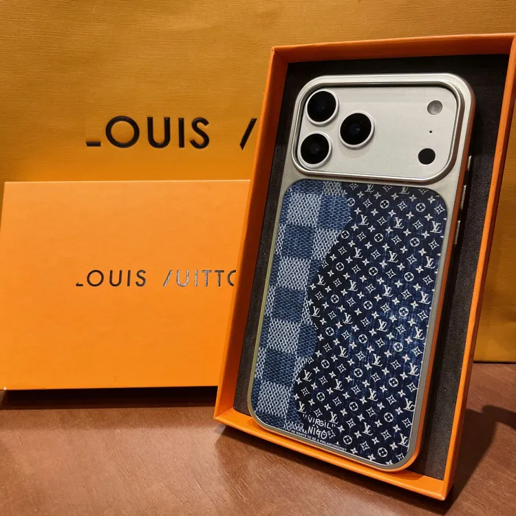 蓝色iPhone17promax高级手机壳苹果15轻奢14网红13磨砂适用12/16