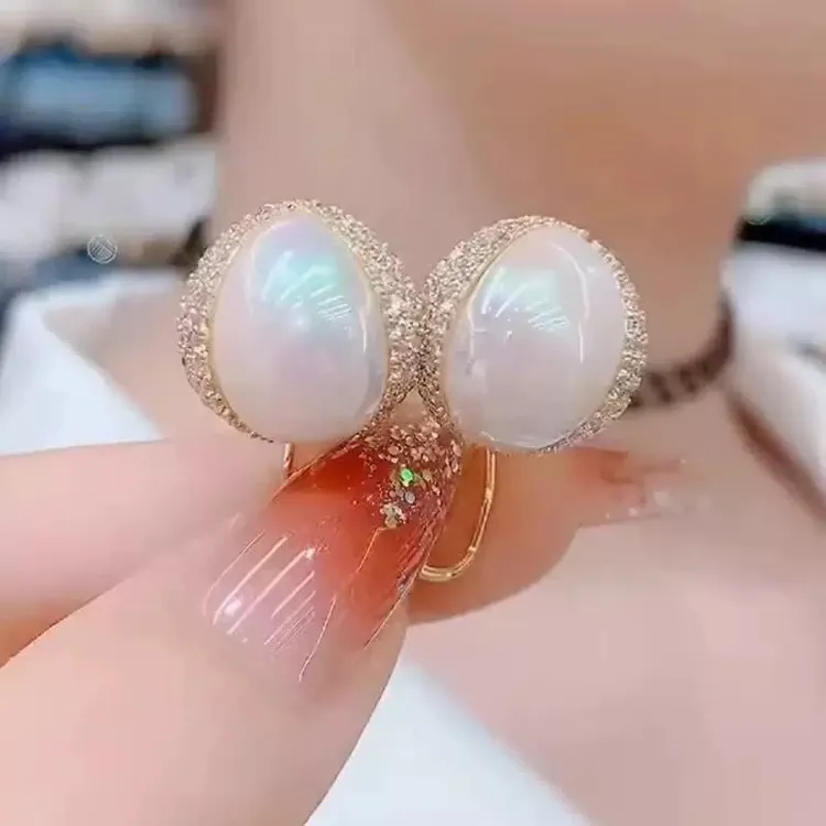 【双生恋】  白色金色轻职风女法式耳钉轻奢百搭简约精致