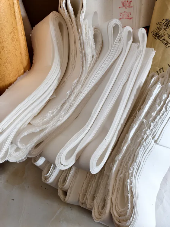 浩渊斋宣纸  纯手工贡宣半生熟纸边边 一斤