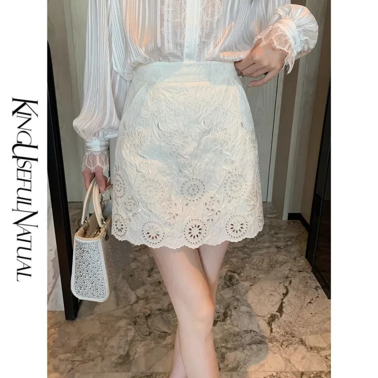 KUN【告白裙】百搭时尚 亚麻天si压花重工贵贵款绣花早秋白色短裙