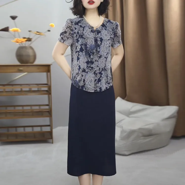 今年流行爆款气质假两件连衣裙女夏季2025新款胖妈妈宽松遮肉裙子