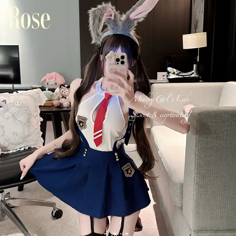 晚瑰·Rose 少御学妹 纯欲萝莉学院风jk制服兔子警官居家性感睡衣