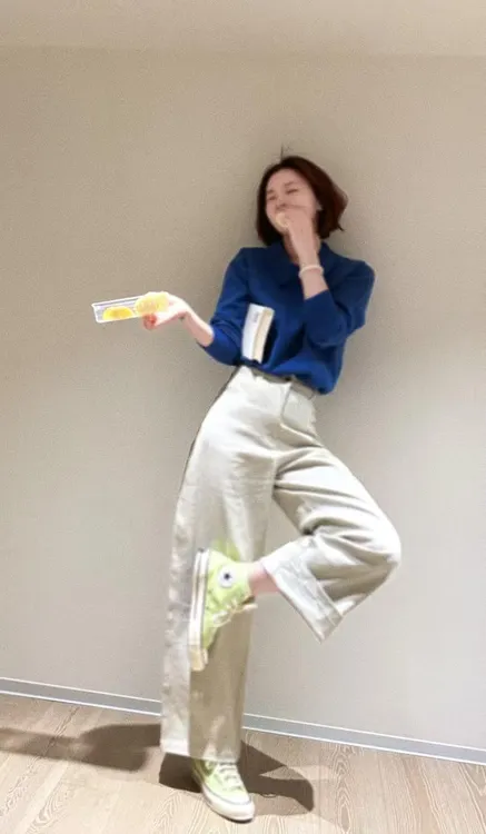 【温柔可视】时尚针织翻领上衣高腰白色牛仔裤气质套装航海系穿搭