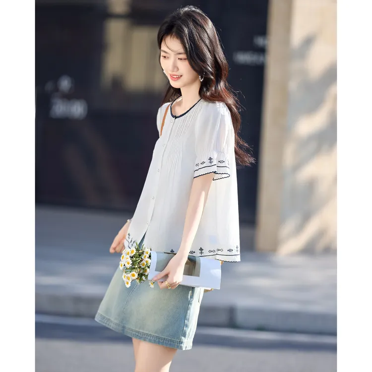 尚静时尚甜美减龄撞色刺绣花边袖衬衫2025夏季新款纯棉亲肤透气