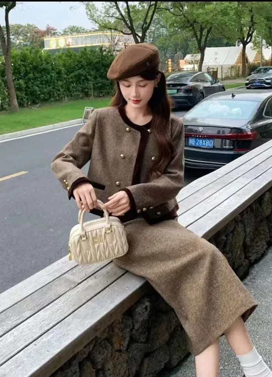 YH-66616大码女装胖mm冬厚款夹棉外套半身裙小香风套装2025新款