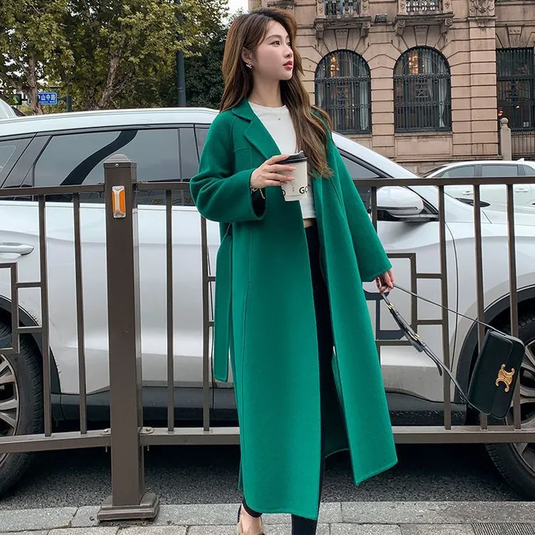 2026年龙凤呢毛呢大衣女中长款新品冬季休闲赫本风呢子外套女