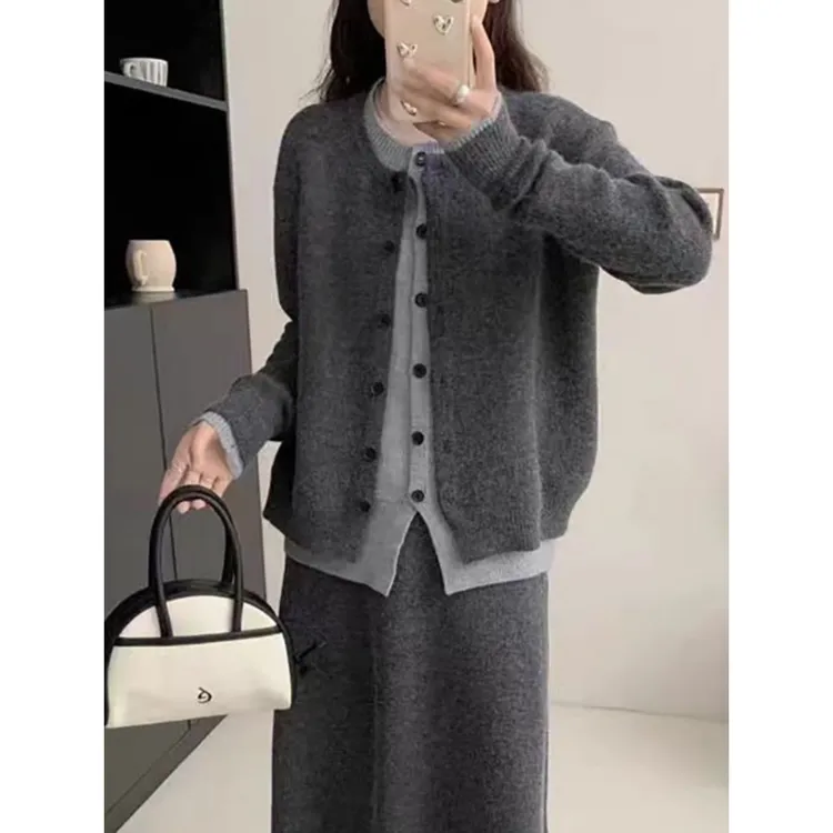 韩系高级感搭配一整套入秋穿搭小个子针织套装拼接减龄上衣半身裙