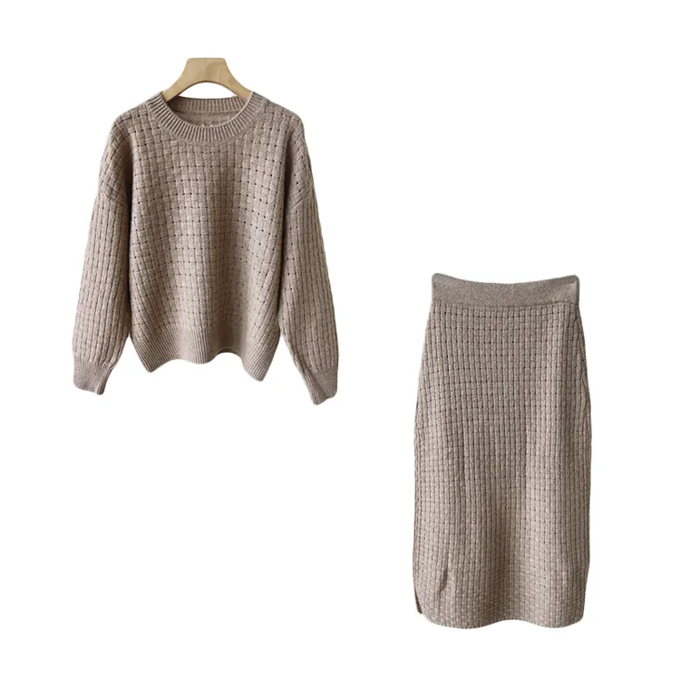 方圆专属GELEISTORY 女士绵羊毛绞花上衣半裙针织套装GL9533