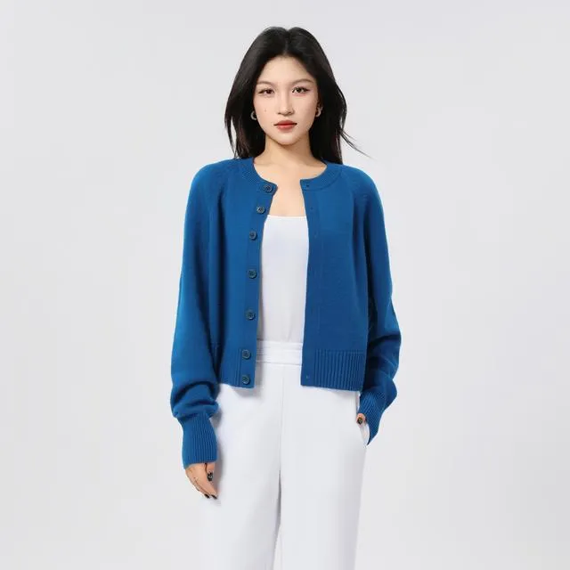 AMASS/阿玛施早春新款保暖纯色圆领针织衫开衫宽松圆领毛衣548033