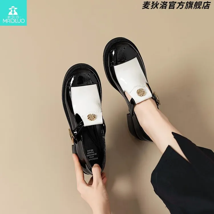 真皮法式复古小香山茶花单鞋女2025黑白宽头粗跟拼接t字玛丽珍鞋