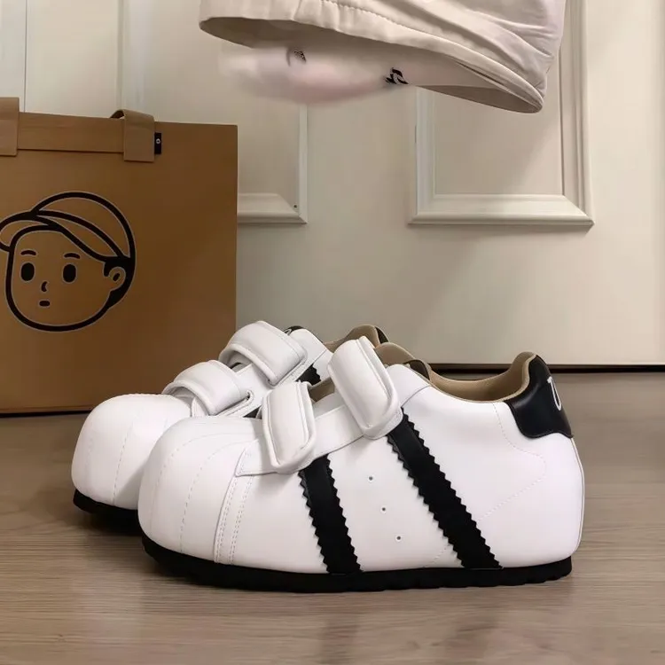 魔术贴丑萌贝壳头德训面包鞋女2025新款百搭休闲运动大头鞋圆头