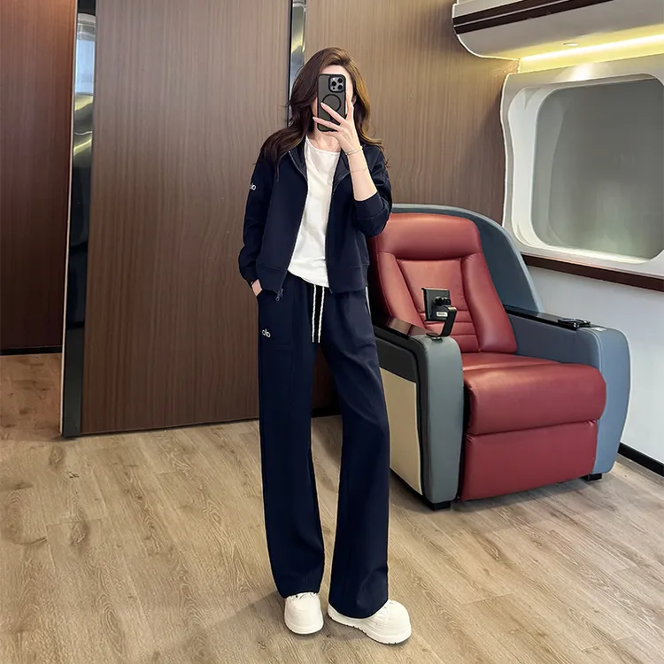2025秋冬高端品牌休闲运动套装女卫衣时尚减龄短款外套上衣阔腿裤