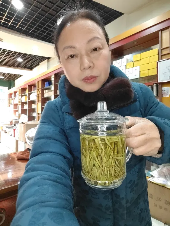 黄山毛峰香味扑鼻一斤礼盒装