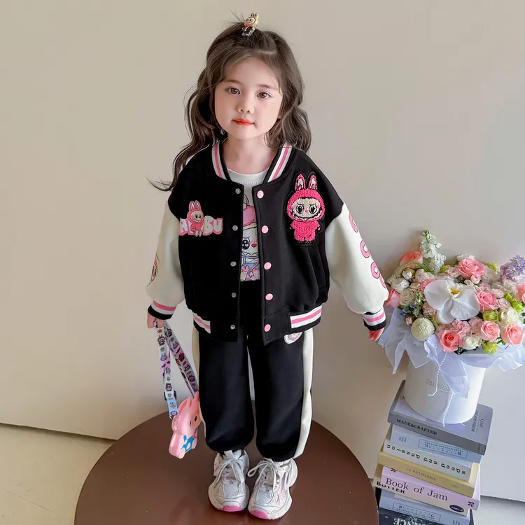 女宝宝秋装套装2025新款拉布布外套夹克棒球服三件套韩版休闲运动