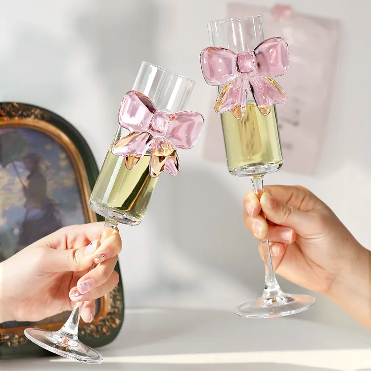 香槟杯高颜值蝴蝶结杯鸡尾酒ins风微醺红酒高脚杯氛围感轻奢酒杯