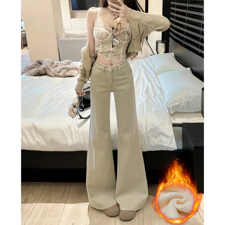 浅卡其喇叭牛仔裤女2025秋冬新款加绒高腰显瘦百搭时尚微喇裤子