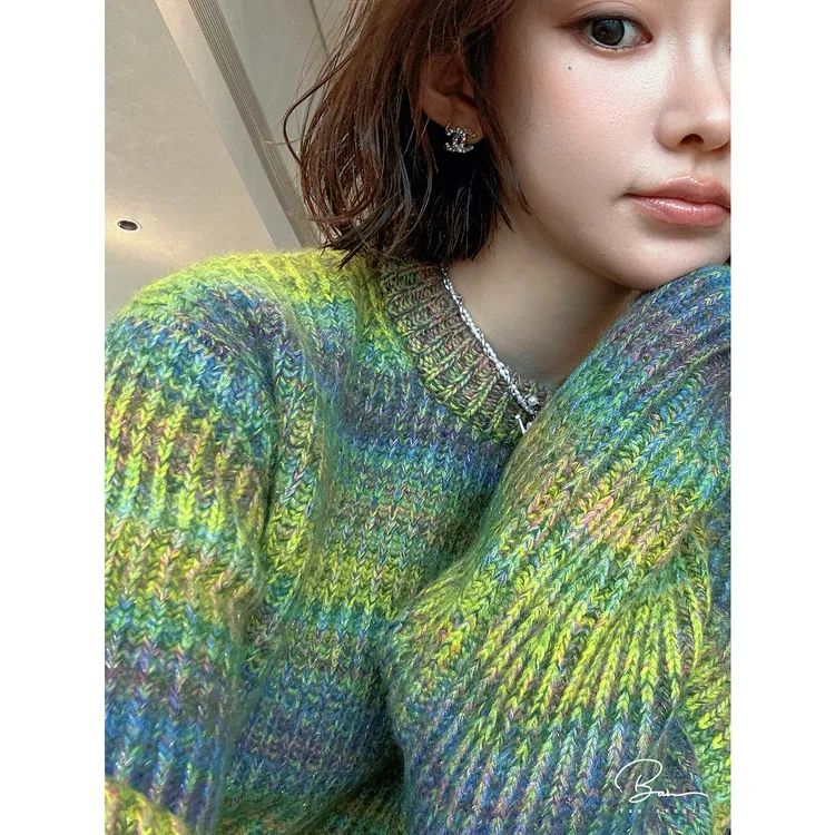 TXB “S+光影流彩”山羊绒混纺金线舒适渐变轻奢圆领针织衫XB-7987