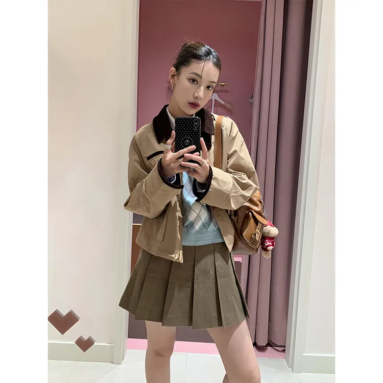 【明星同款】卡其色翻领外套女2025年新款美式复古时尚休闲短款夹克