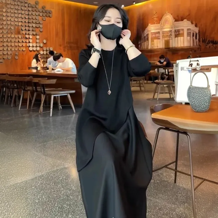 连衣裙秋款2025新款爆款黑色拼接长袖显瘦裙子网红洋气炸街女装