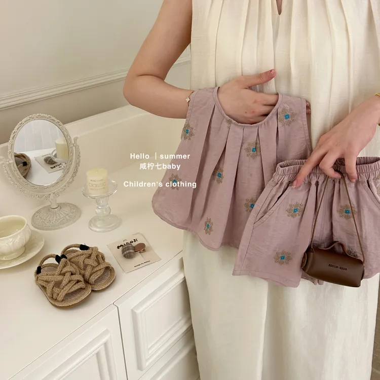 现【咸柠七】原创女童夏天2025新款小童女宝宝刺绣短裤背心两件套