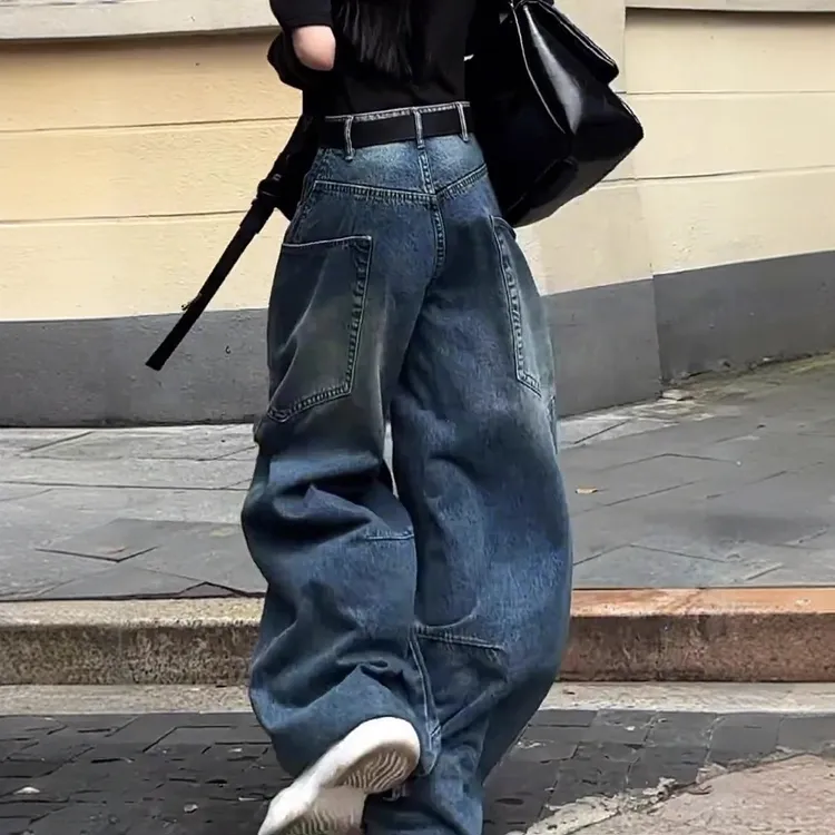 大码美式宽松高腰弯刀牛仔裤女设计感百搭显瘦休闲垂感阔腿拖地裤