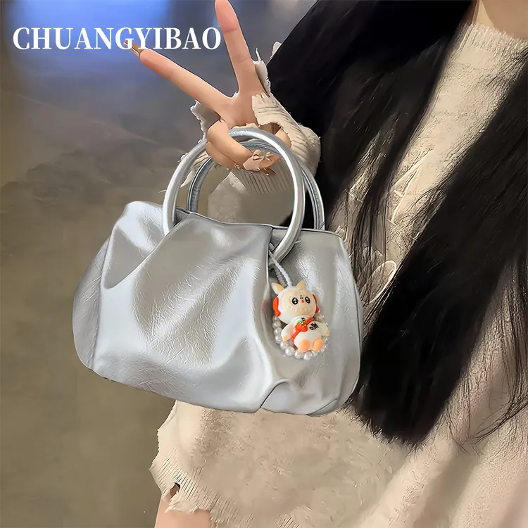 超火小众褶皱包包女式2025新款极简风百搭手提包高质感云朵斜挎包