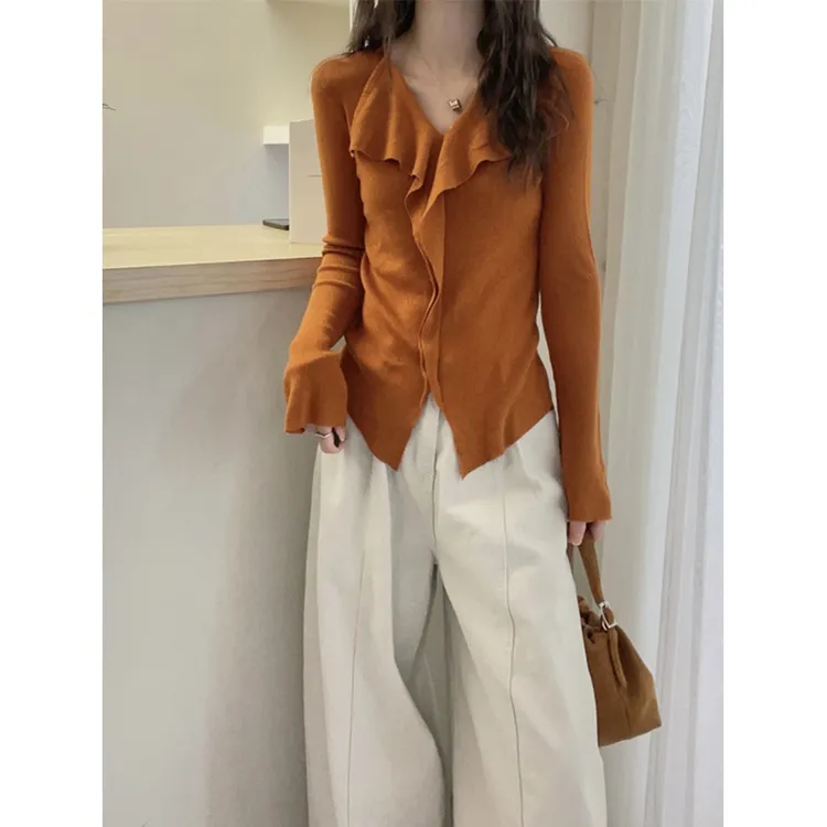 2025秋季新款V领荷叶边设计感长袖针织衫女胖mm遮肉显瘦气质上衣