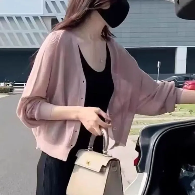 外贸原单意大利大牌欧货v领冰丝针织开衫女防晒宽松薄款外搭上衣
