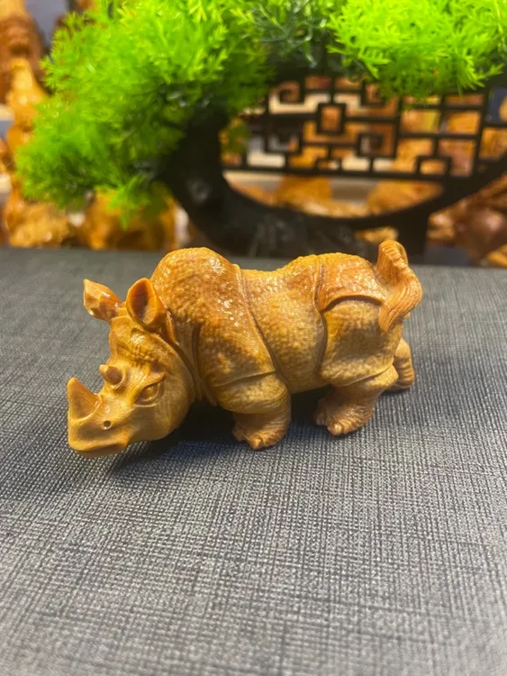 太行陈化崖柏犀牛手把摆件