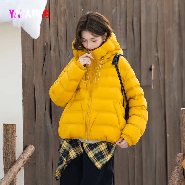 YAYA鸭鸭官方新国标90绒排骨羽绒服冬季新款连帽时尚厚款保暖外套