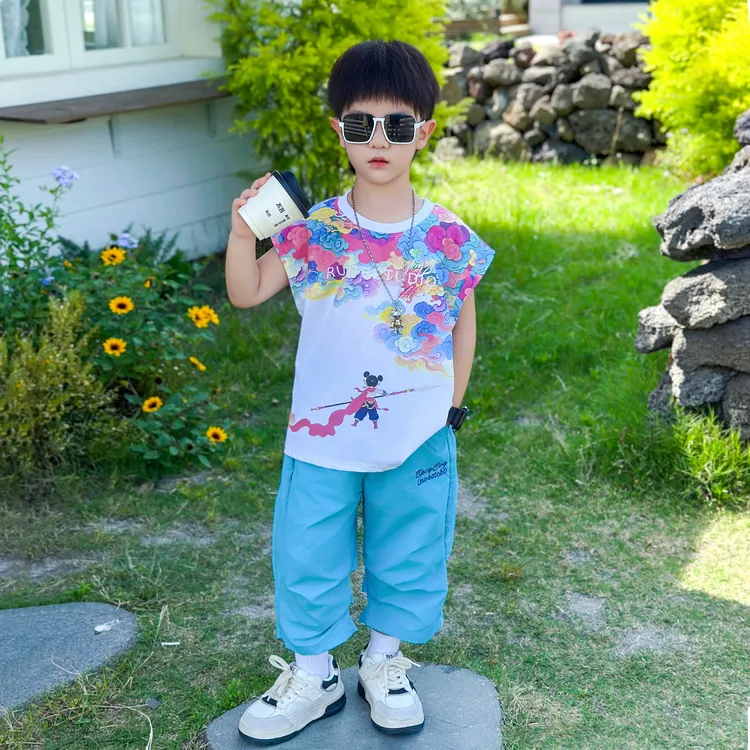 男童哪吒背心套装夏季薄款儿童九分裤2025新款帅气男孩无袖两件套