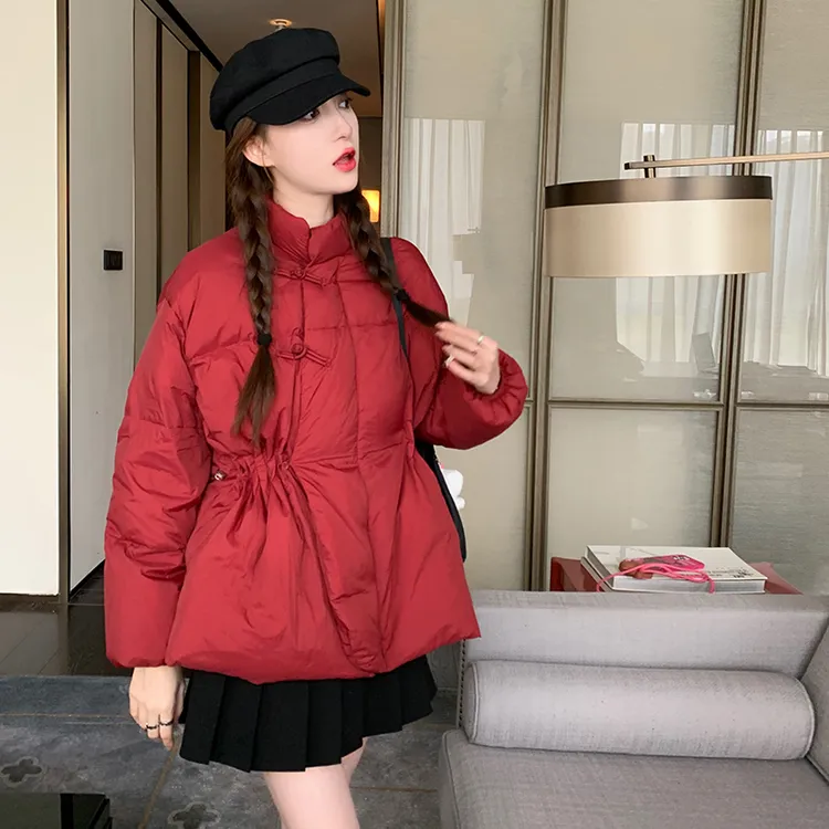 新中式风盘扣红色短款羽绒服女冬2025年新款高级感超好看厚外套