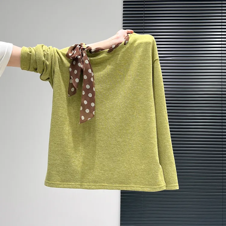 小婉薇 复古绿色波点丝巾圆领长袖内搭T恤女2026秋冬宽松打底上衣