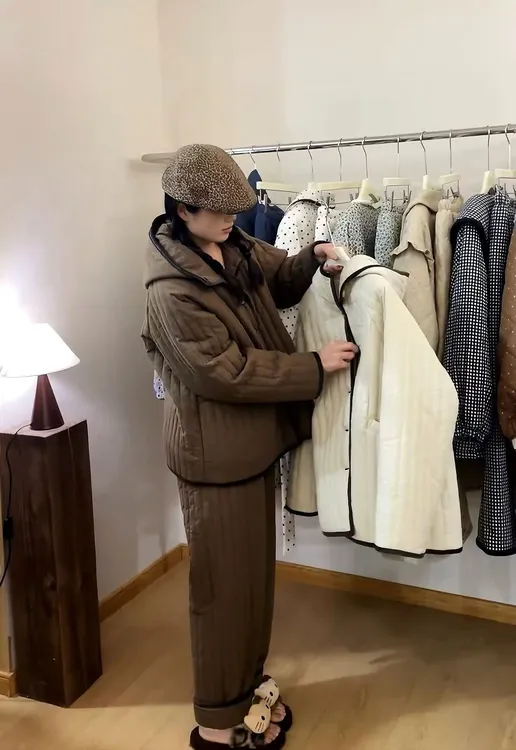 韩版纯色连帽夹棉睡衣女秋冬款内里加绒保暖休闲家居服套装可外穿