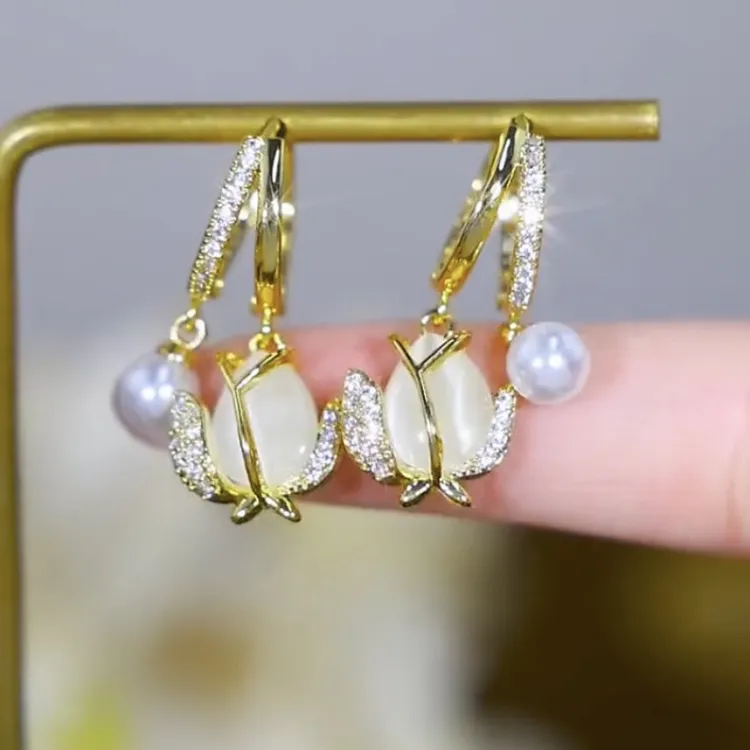 铜合金合成锆石耳饰 素款耳饰轻奢耳扣小众镶嵌简约日韩设计耳环