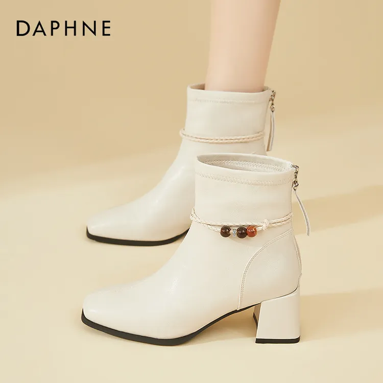 达芙妮法式高跟靴子女2025秋冬新款洋气百搭瘦瘦靴马丁靴粗跟短靴