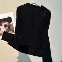 《姚家优麦汇》Y6956秋款圆领设计感时尚百搭长袖显瘦上衣款女