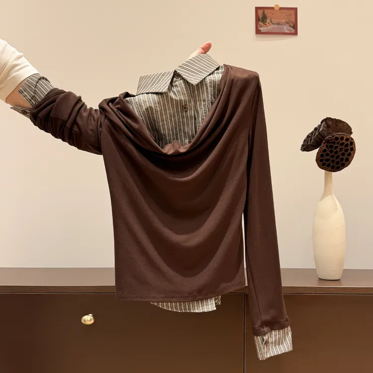 咖色荡领假两件长袖T恤女2026秋冬新款收腰修身显瘦气质上衣