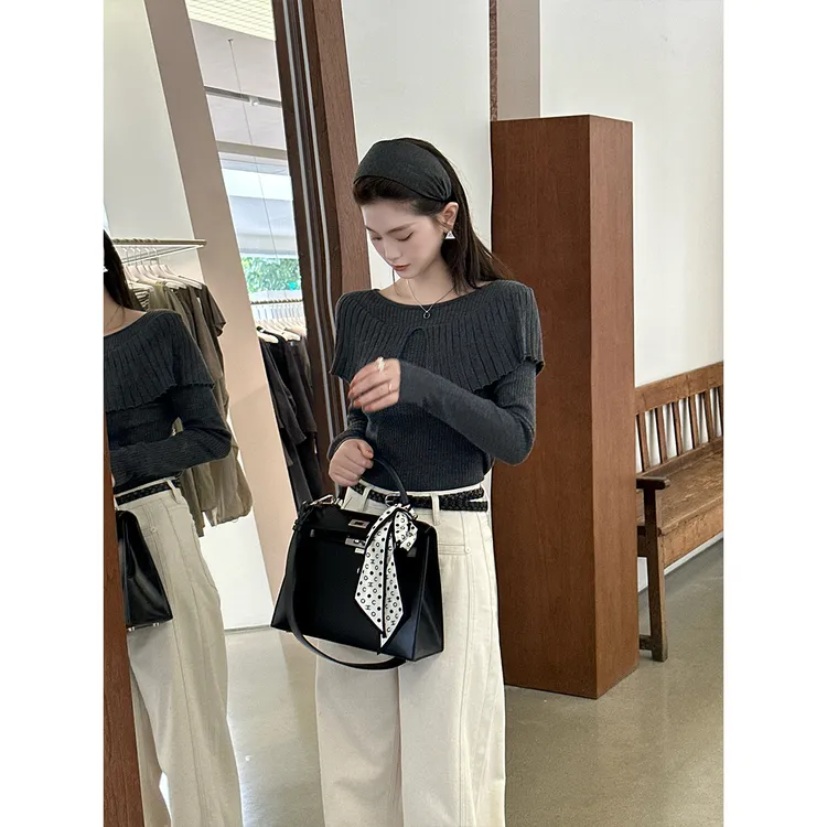 LUOZHIYIN/罗知音R123217W一字领秋季废土风直筒休闲风针织毛衣