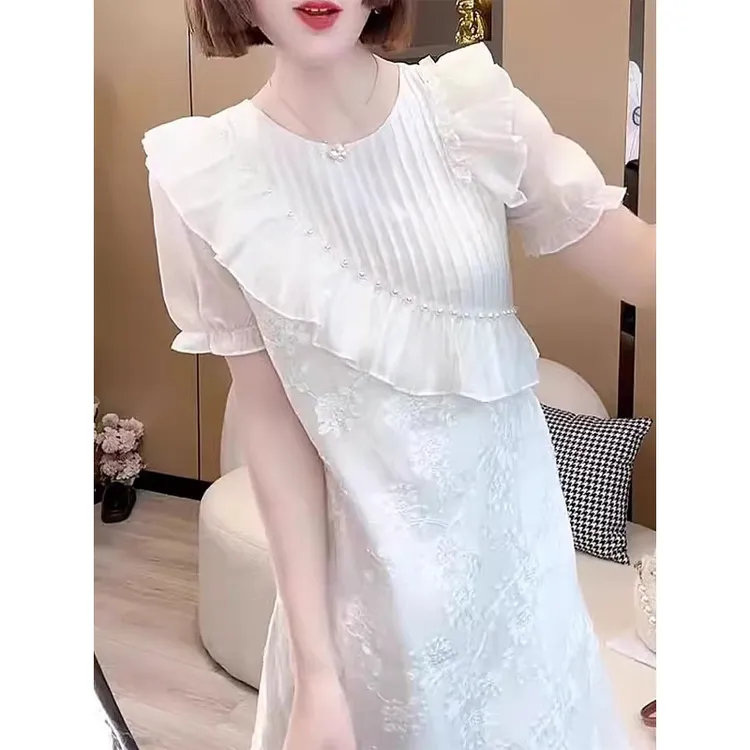 法式新款高端精致气质高级香风春季显瘦遮肉荷叶边蕾丝刺绣连衣裙