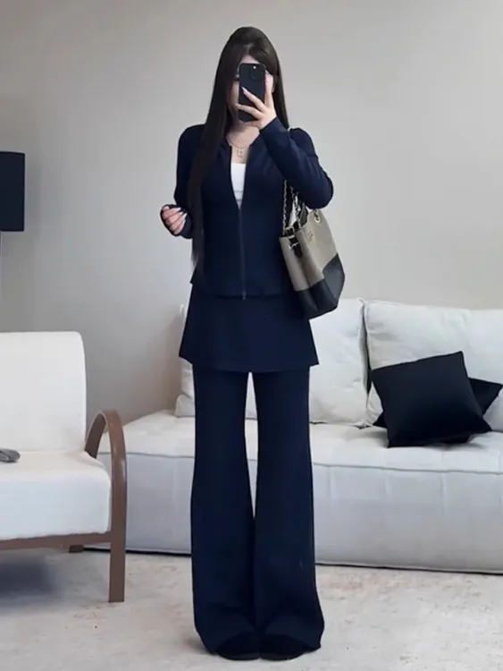 微胖mm高级感时尚休闲搭配一整套女秋季大码连帽上衣微喇长裤套装
