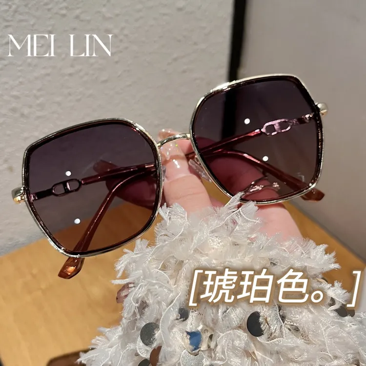 2025自带妆容感时尚偏光墨镜防晒防紫外线新款大脸显瘦女款太阳镜