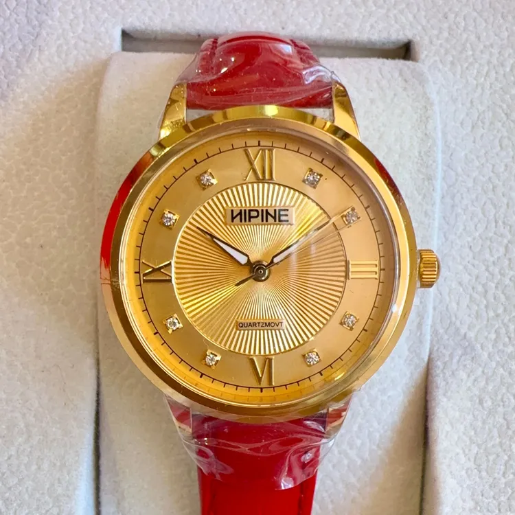 女士金表石英机芯防水真皮皮带女款气质时尚情侣简约潮流经典黄金