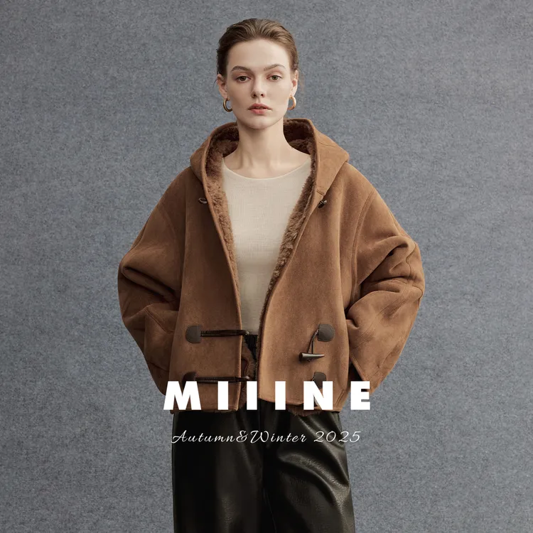 Miiine学院风牛角扣羊毛外套 连帽设计宽松微落肩廓形秋冬保暖