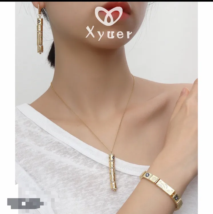 铜合金合成锆石项链 铜合金合Xyuer灵蛇图腾梦幻星月柱形首饰三件